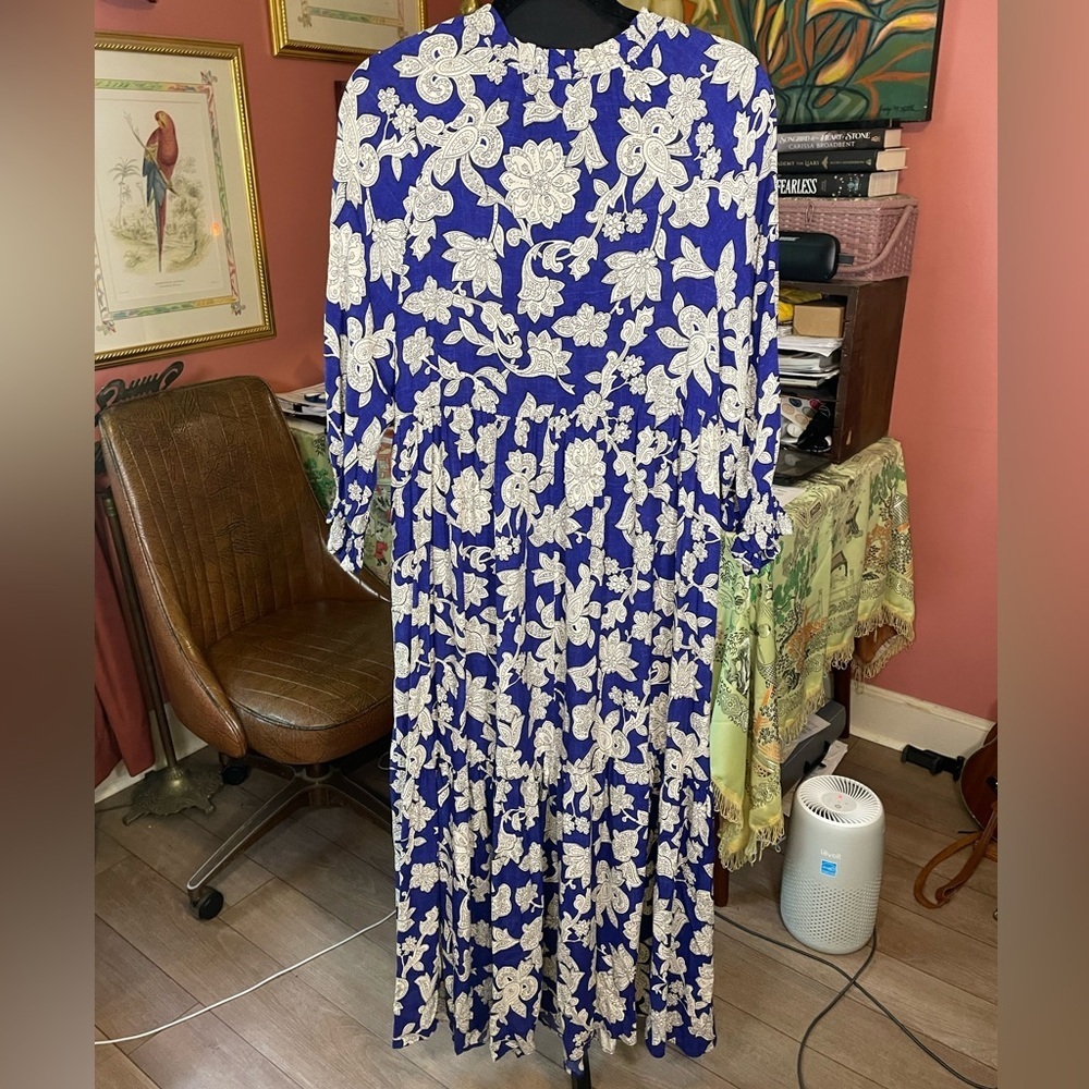 Zara Blue and White Floral Maxi Tiered Peasant Tent Dress. Size XS. Retail $100 - Picture 6 of 8